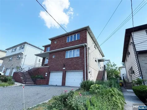 121 Edsall Avenue Palisades Park NJ 07650