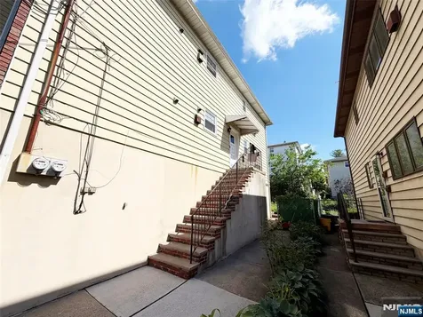 121 Edsall Avenue Palisades Park NJ 07650