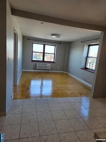 2401 Bergenline Avenue Union City NJ 07087