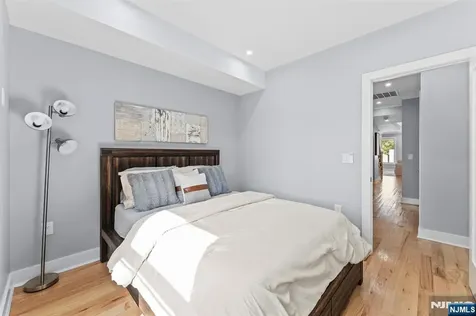 335 Virginia Avenue Jersey City NJ 07304
