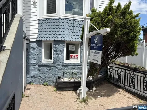 17 Hilliard Avenue Edgewater NJ 07020