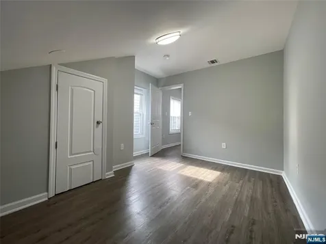 37 12th Avenue Paterson NJ 07501
