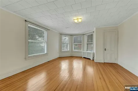 16 Mountain Avenue Montclair NJ 07042