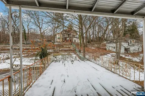 16 Mountain Avenue Montclair NJ 07042