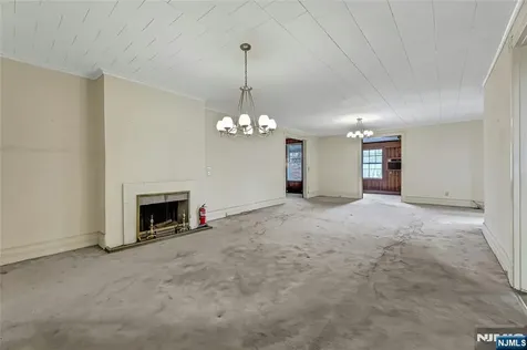 16 Mountain Avenue Montclair NJ 07042