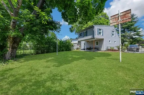 21 Butler Place Wanaque NJ 07420