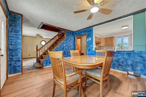 21 Butler Place Wanaque NJ 07420