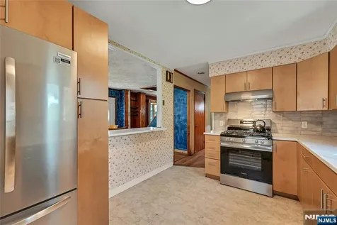 21 Butler Place Wanaque NJ 07420