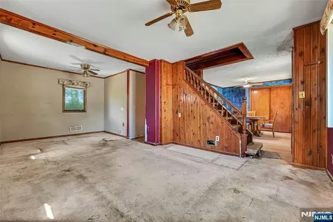 21 Butler Place Wanaque NJ 07420