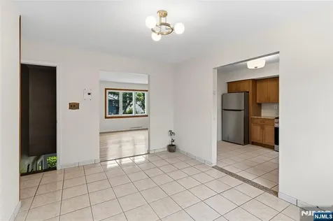 78 E Almira Street Bloomfield NJ 07003