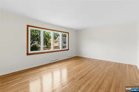 78 E Almira Street Bloomfield NJ 07003
