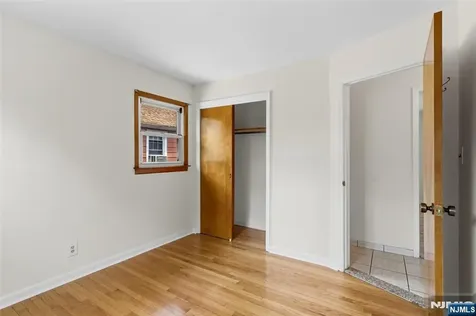 78 E Almira Street Bloomfield NJ 07003