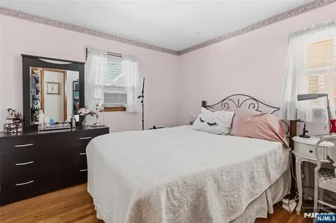 78 E Almira Street Bloomfield NJ 07003