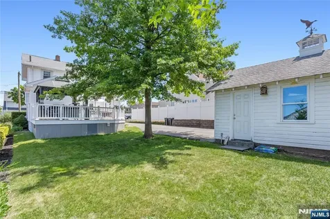 256 Raymond Street Hasbrouck Heights NJ 07604