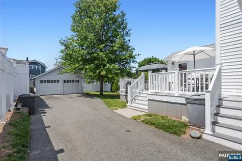 256 Raymond Street Hasbrouck Heights NJ 07604