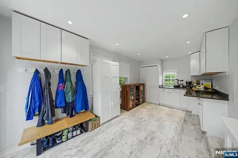 109 Windsor Road Tenafly NJ 07670