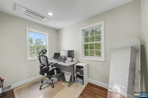 109 Windsor Road Tenafly NJ 07670