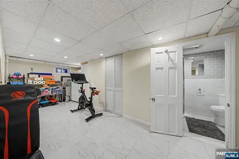 109 Windsor Road Tenafly NJ 07670