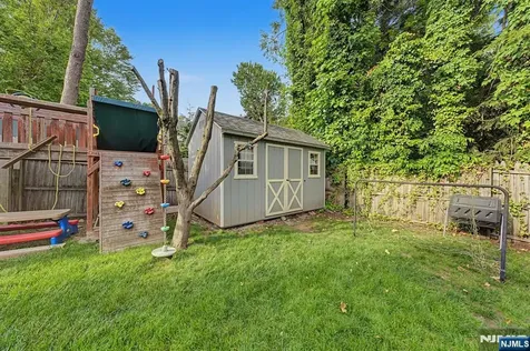 109 Windsor Road Tenafly NJ 07670