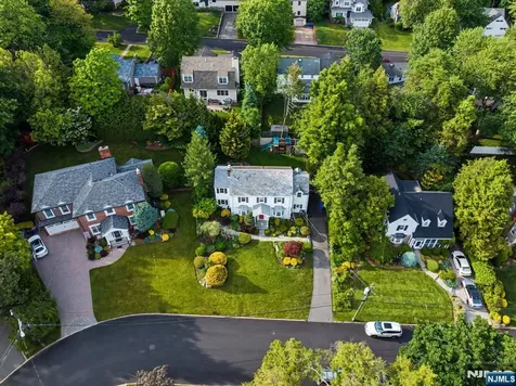 109 Windsor Road Tenafly NJ 07670