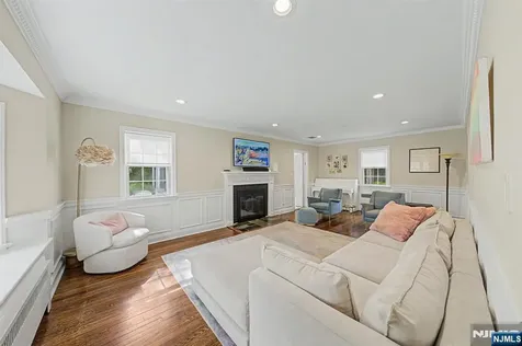 109 Windsor Road Tenafly NJ 07670