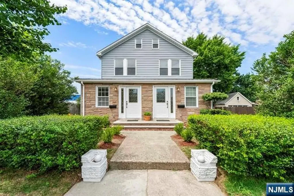 19 Intervale Road Teaneck NJ 07666