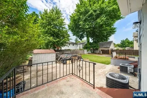 19 Intervale Road Teaneck NJ 07666
