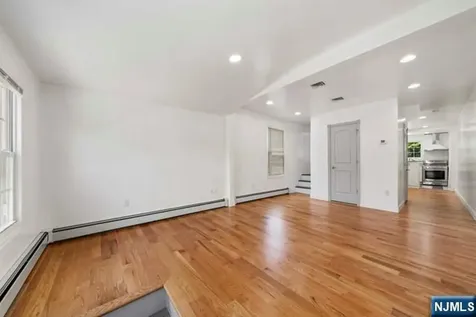 19 Intervale Road Teaneck NJ 07666