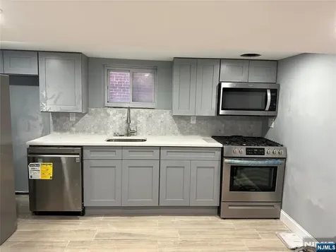 8820 2nd Avenue North Bergen NJ 07047