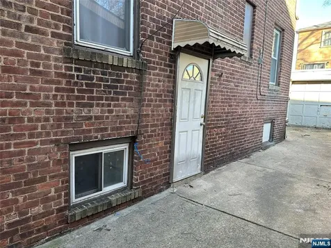 8820 2nd Avenue North Bergen NJ 07047