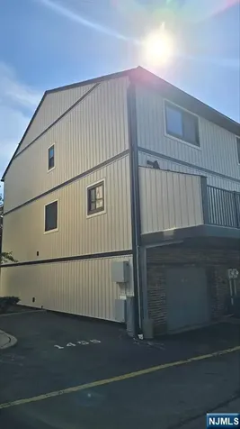 1591 John Street Fort Lee NJ 07024
