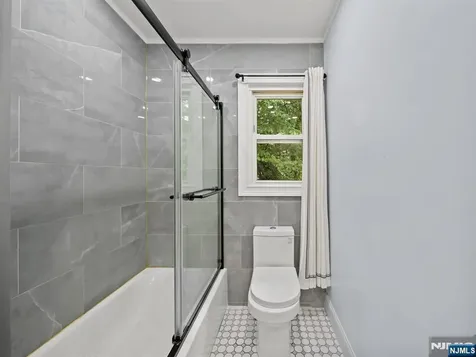17 Ravine Court Clifton NJ 07013