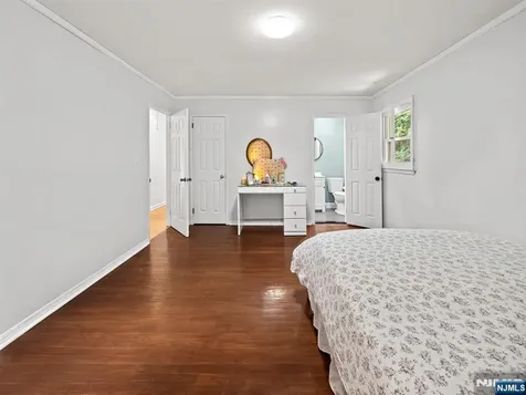 17 Ravine Court Clifton NJ 07013