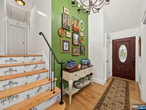 17 Ravine Court Clifton NJ 07013