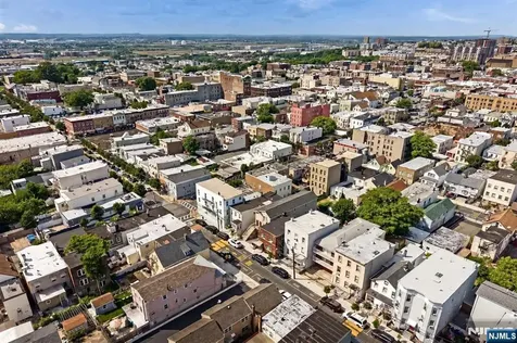4108 New York Avenue Union City NJ 07087