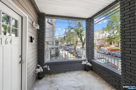 164 Parker Street Newark NJ 07104
