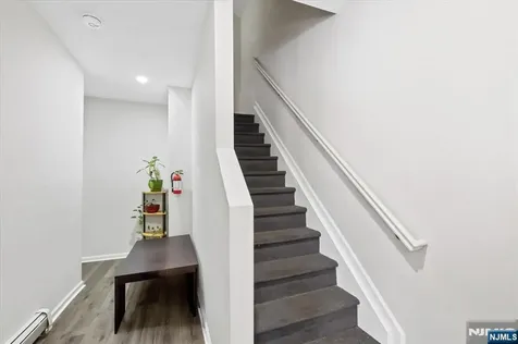 164 Parker Street Newark NJ 07104