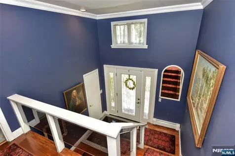 45 Lake Shore Oakland NJ 07436