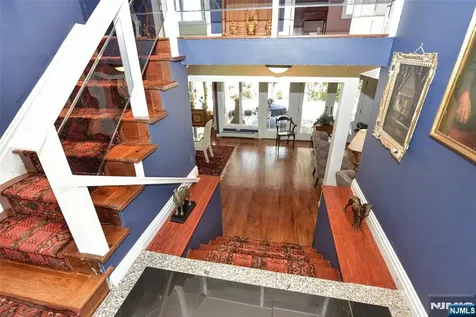 45 Lake Shore Oakland NJ 07436