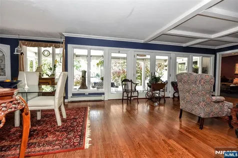 45 Lake Shore Oakland NJ 07436
