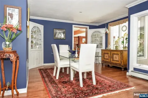 45 Lake Shore Oakland NJ 07436