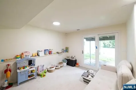 138 Grant Avenue Cresskill NJ 07626