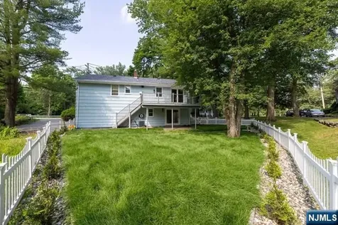 138 Grant Avenue Cresskill NJ 07626