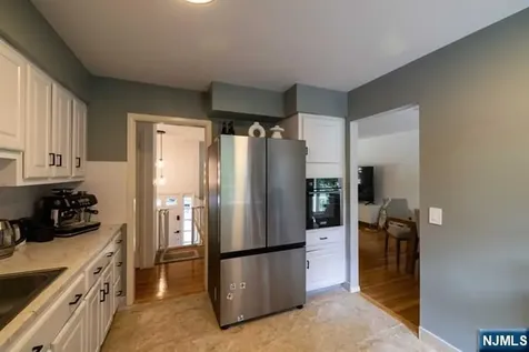 138 Grant Avenue Cresskill NJ 07626