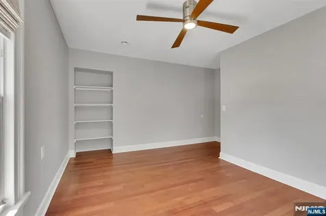 25 Riverview Avenue Rutherford NJ 07070
