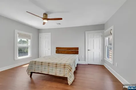 25 Riverview Avenue Rutherford NJ 07070