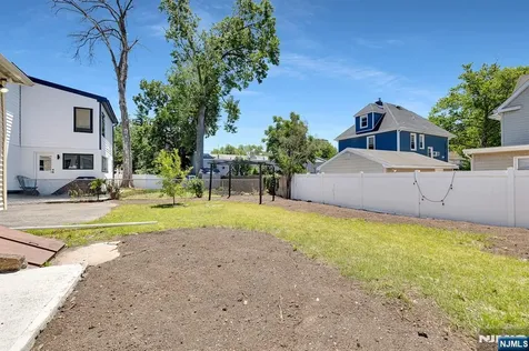 25 Riverview Avenue Rutherford NJ 07070