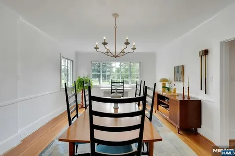 9 Parkway Montclair NJ 07042