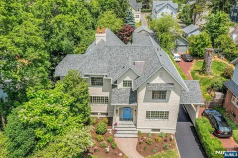 9 Parkway Montclair NJ 07042