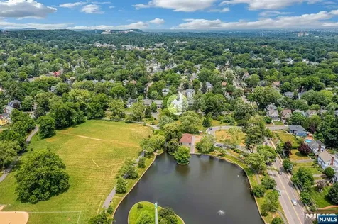 9 Parkway Montclair NJ 07042